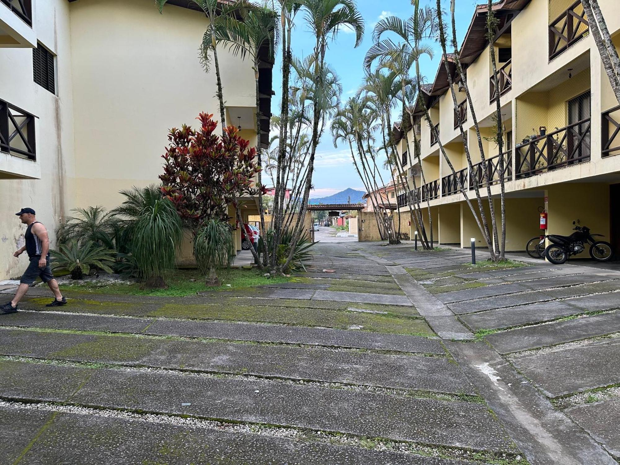 Lindo tríplex centro com piscina churrasqueira em condomínio 90m2 Ubatuba Exterior foto